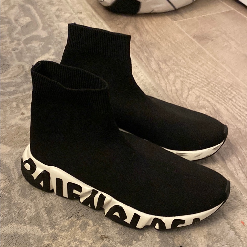 Woman’s Black Sock Sneakers